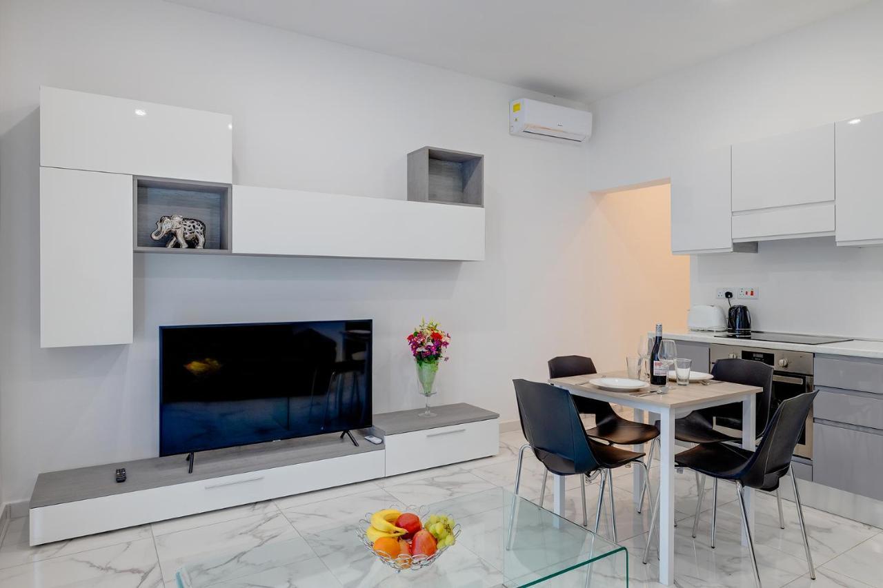 Modern 1Br Apartment, Central Location 斯利马 外观 照片