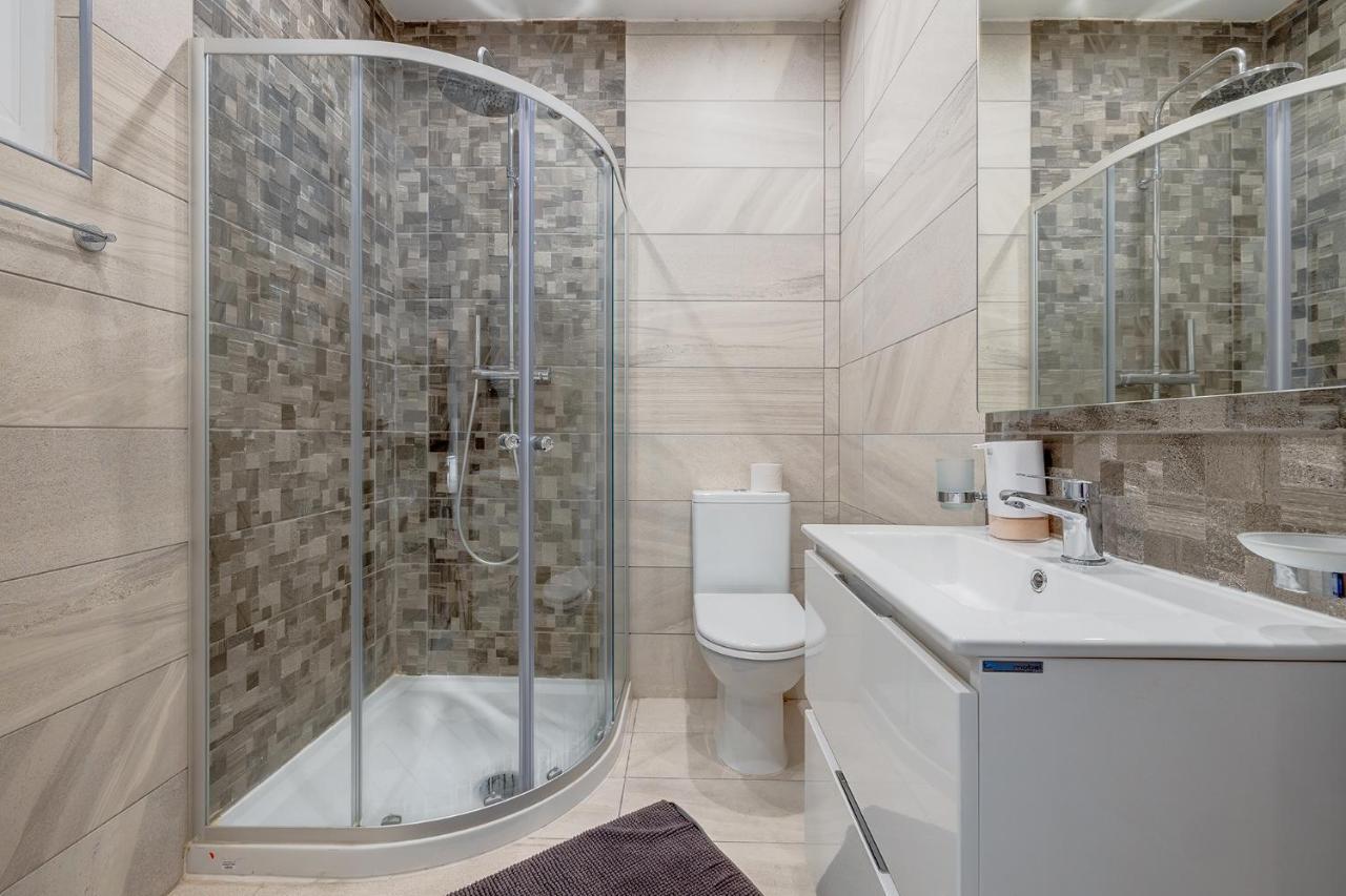 Modern 1Br Apartment, Central Location 斯利马 外观 照片